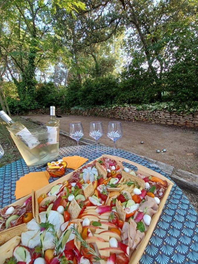 Suite Avec Jardin Entre Aix En Provence, Luberon Et Verdon Peyrolles-en-Provence Esterno foto